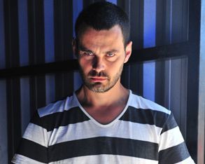 Confira o visual de Carmo Dalla Vecchia para interpretar vilão em novela das seis