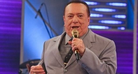 Audiência: "Programa Raul Gil" empata com reprise de "Dona Xepa"