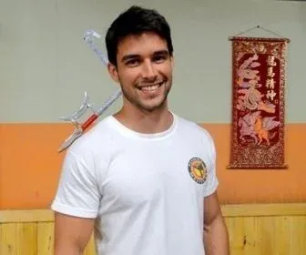 Recém-saído de Malhação, Bernardo Velasco é o novo contratado da Record