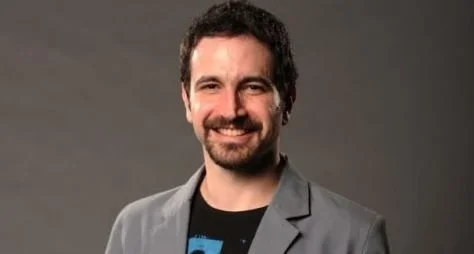 Caco Ciocler retornará às novelas em "Além do Horizonte"