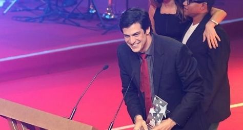 "Amor à Vida" leva seis categorias do Prêmio Extra TV