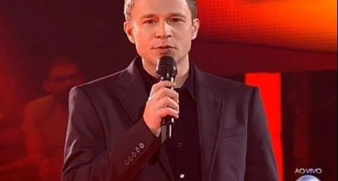 "The Voice" muda regra e continua sofrível ao vivo