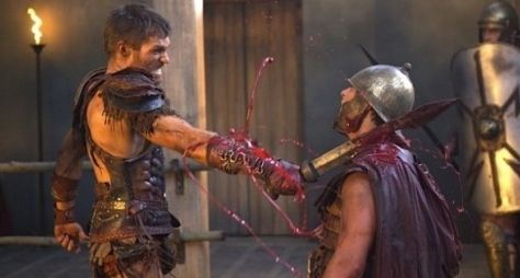 Editada, Spartacus estreia na Record com baixa audiência