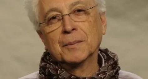 Aguinaldo Silva entrega sinopse de novela; e adianta produção de Doctor Pri