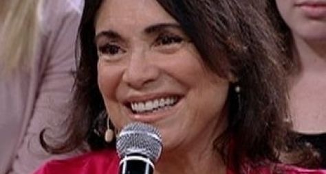 Regina Duarte elogia Amores Roubados e destaca Jesuíta Barbosa