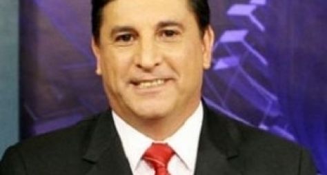 SBT nega que esteja procurando substituto para Carlos Nascimento