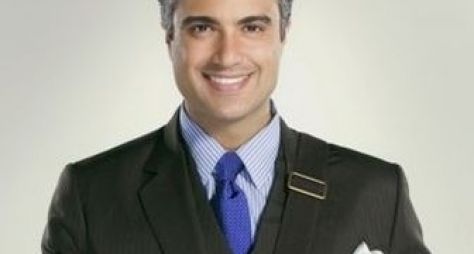 SBT promove encontro de Jaime Camil com os fãs de A Feia Mais Bela