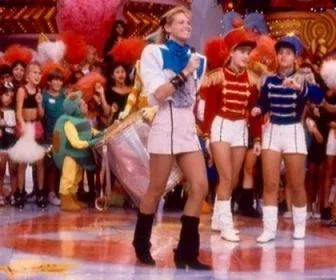 Canal Viva negocia com Globo e Xuxa reexibição do Xou da Xuxa