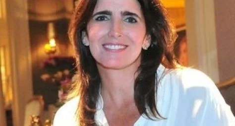 Malu Mader trabalha como estagiária em O Rebu