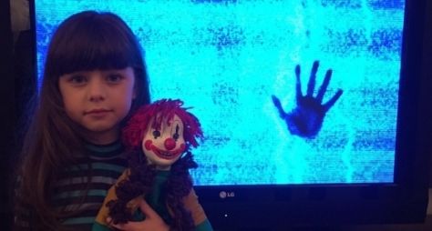 Confira o vídeo da Câmera Escondida Poltergeist, o Fenômeno