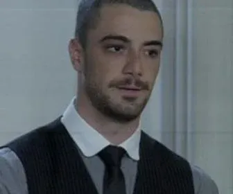 Felipe Titto renova com MTV para apresentar 2ª temporada de Are You The One?