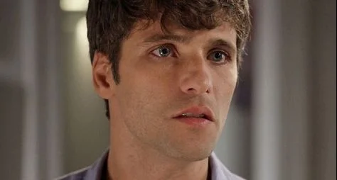 Bruno Gagliasso já sabe quem matou Murilo em Babilônia