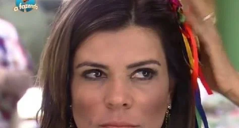 Te contei, não? Mara foi agredida na #afazenda (SQN)
