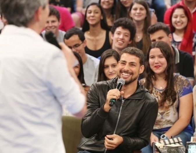 Foto: Cauã Reymond e elenco de 'A Regra do Jogo' gravam em pleno