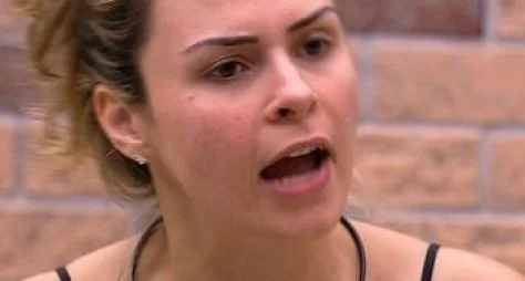 Enquetes apontam saída de Ana Paula em paredão decisivo para o jogo!
