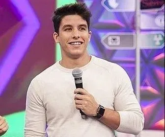 Ricky Tavares será caçador em A Terra Prometida