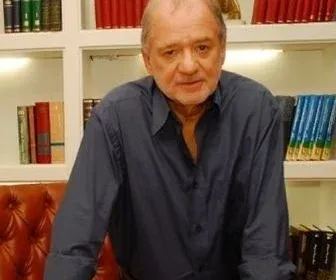 Marcílio Moraes propõe novelas de época para a Record
