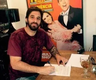 Multishow contrata o humorista Rafinha Bastos