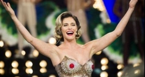 "Amor & Sexo volta em 2017!", anuncia Fernanda Lima
