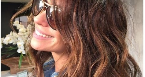 Giovanna Antonelli exibe visual que deve usar em Sol Nascente