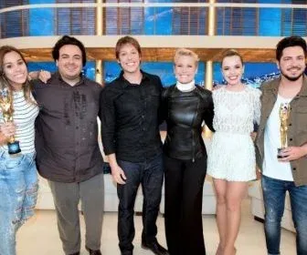 Xuxa Meneghel recebe Fábio Porchat