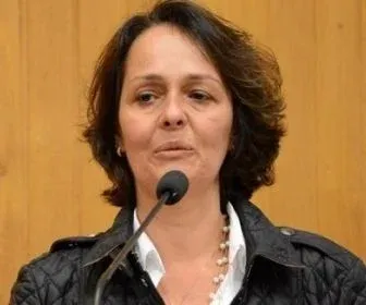 Edmara Barbosa deve escrever novela baseada em obra da literatura