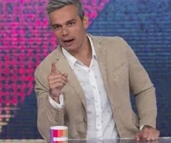 Em fase retrô, Vídeo Show ainda perde para Record