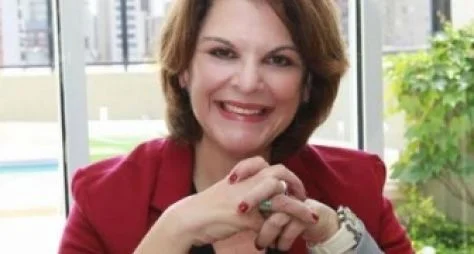 Entrevista com Leonor Corrêa, autora de Carinha de Anjo