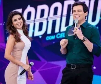 Paula Fernandes dança salsa no Sabadão com Celso Portiolli