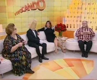 Em novo horário, Fofocando perde metade de seu público