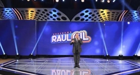 Após acerto com apresentador, SBT volta a gravar o Programa Raul Gil