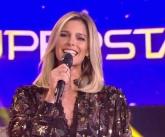 Fernanda Lima apresentou o SuperStar (Globo)