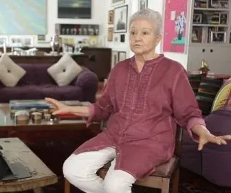 "Não quero ser autora da novela das 21h, quero ser feliz", desabafa profissional