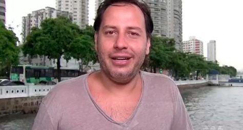Após estreia em Hollywood, diretor assina contrato com a TV Globo