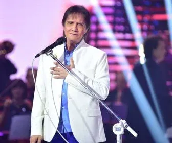 Globo inicia preparação do especial de Roberto Carlos