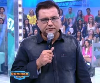 Geraldo Luís apresenta do Domingo Show/Record TV