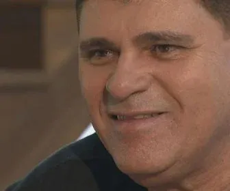 No Gugu, Batoré desabafa sobre perda do amigo Domingos Montagner