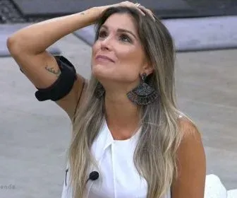 Com mais de 65 milhões de votos, final de A Fazenda consagra Flávia Viana
