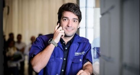 Humberto Carrão voltará à TV na segunda temporada de Sob Pressão