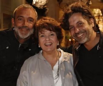 Jihn e seus diretores. Foto: TV Globo
