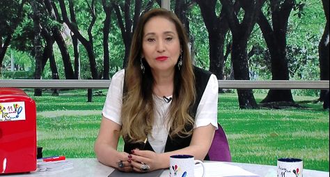 Em SP, Sônia Abrão supera audiência de Cátia Fonseca