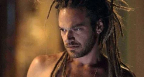 Segundo Sol: história central é incoerente e o protagonista figurante