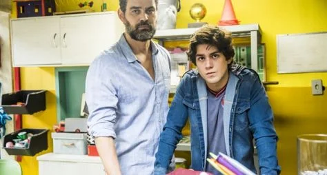 Vidas Brasileiras: Gabriela revela que Flora e Alex são filhos de Rafael