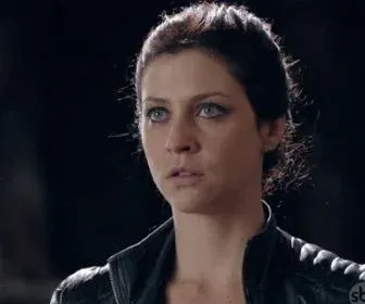 SBT antecipa a data da estreia da segunda temporada da série "A Garota da Moto"