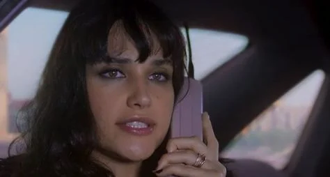 Débora Nascimento já tem dia e hora para comparecer nos Estúdios Globo