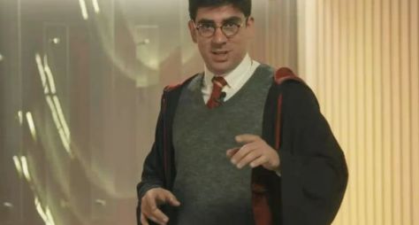 Marcelo Adnet faz paródia do "Harry Potter" no "Tá no Ar: TV na TV"