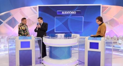 Silvio Santos recebe Agnaldo Timóteo e Moacyr Franco no "Jogo das 3 Pistas"