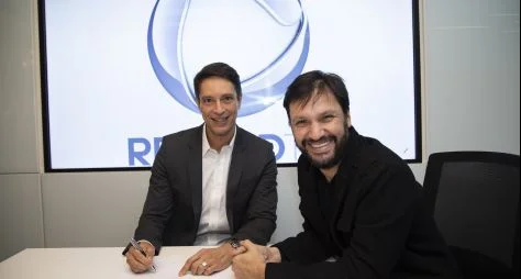 Record TV: Sérgio Aguiar apresentará telejornal na madrugada