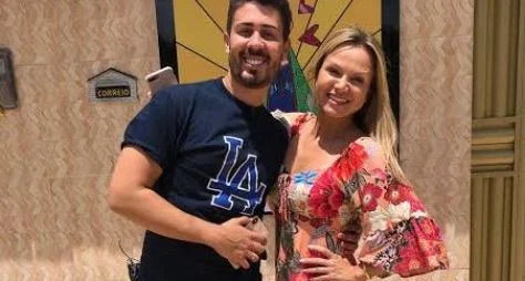 Programa Eliana entrevista Carlinhos Maia, o rei do Instagram