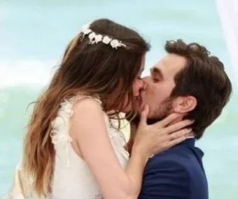 Vitória Strada e Bruno Ferrari gravam cenas de casamento